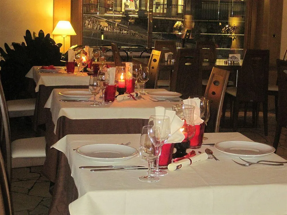 Hotel Residence Moderno Selvino 4*,  Italy